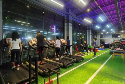 广州佐鸟健身管理 以专业引领健康生活新风尚